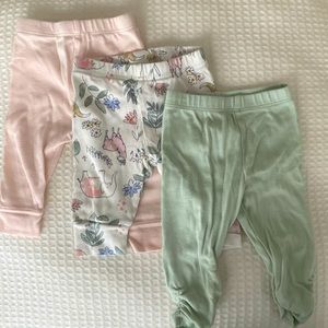 Bundle pants for baby girl